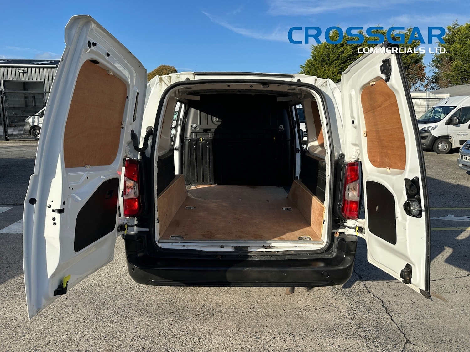 Used Peugeot Partner 2019 for sale - 76437207: Photo 12