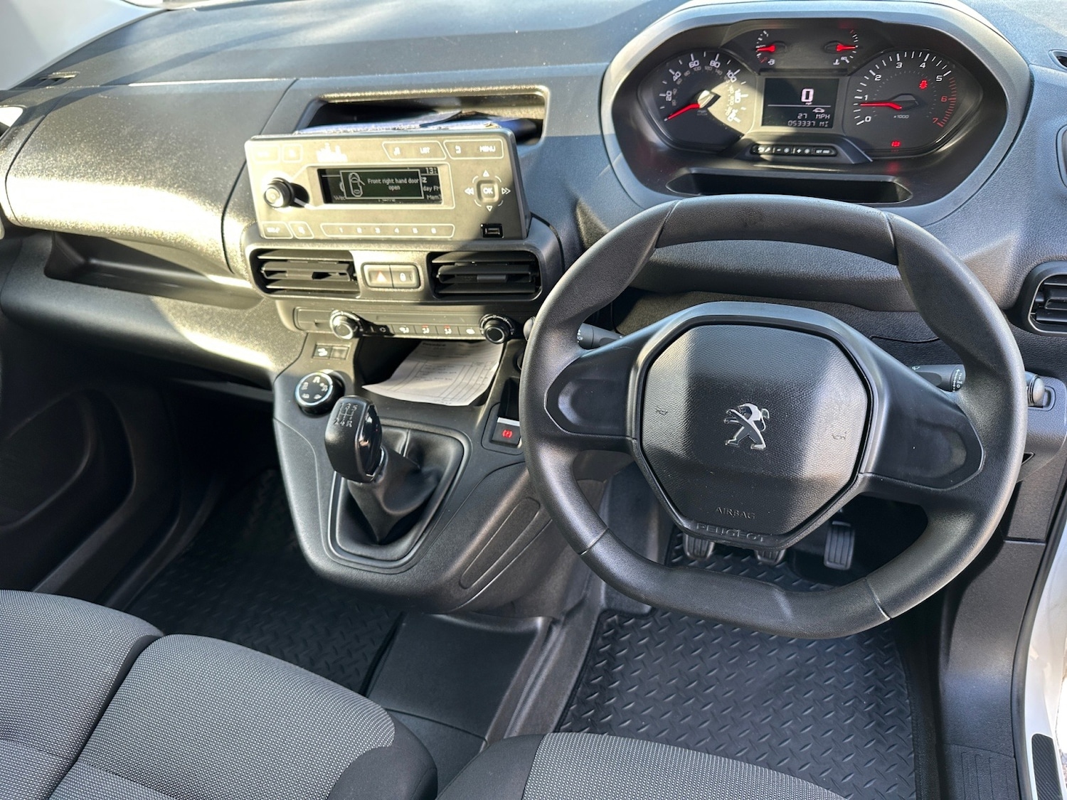 Used Peugeot Partner 2019 for sale - 76437207: Photo 8