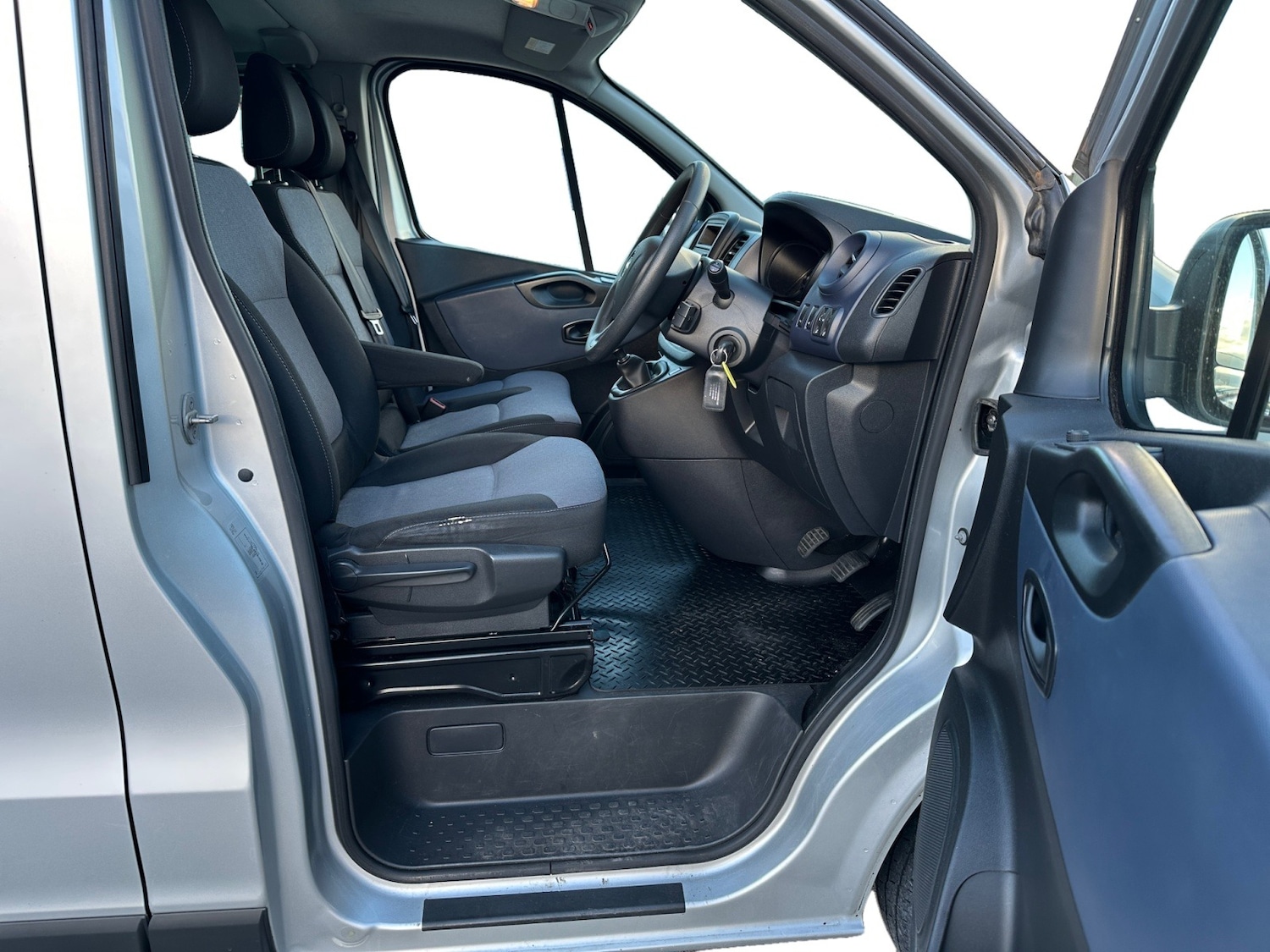 Used Vauxhall Vivaro 2018 for sale - 76334861: Photo 6