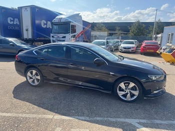 Used Vauxhall Insignia 2019 for sale - 79698702: Photo