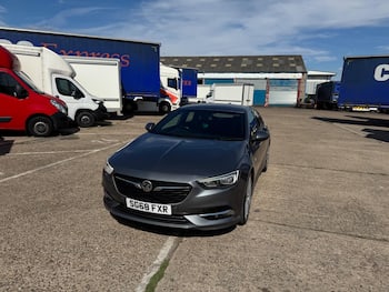 Used Vauxhall Insignia 2018 for sale - 79698711: Photo