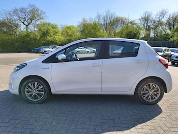 Used Toyota Yaris 2017 for sale - 78436339: Photo