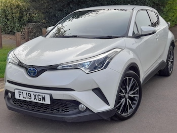 Used Toyota C-HR 2019 for sale - 78436337: Photo