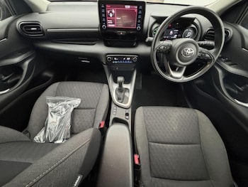 Used Toyota Yaris 2023 for sale - 78739461: Photo
