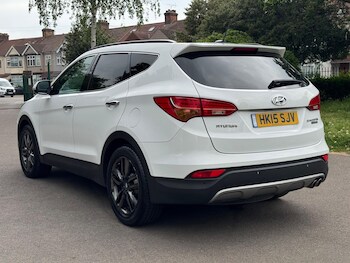 Used Hyundai Santa Fe 2015 for sale - 78484751: Photo