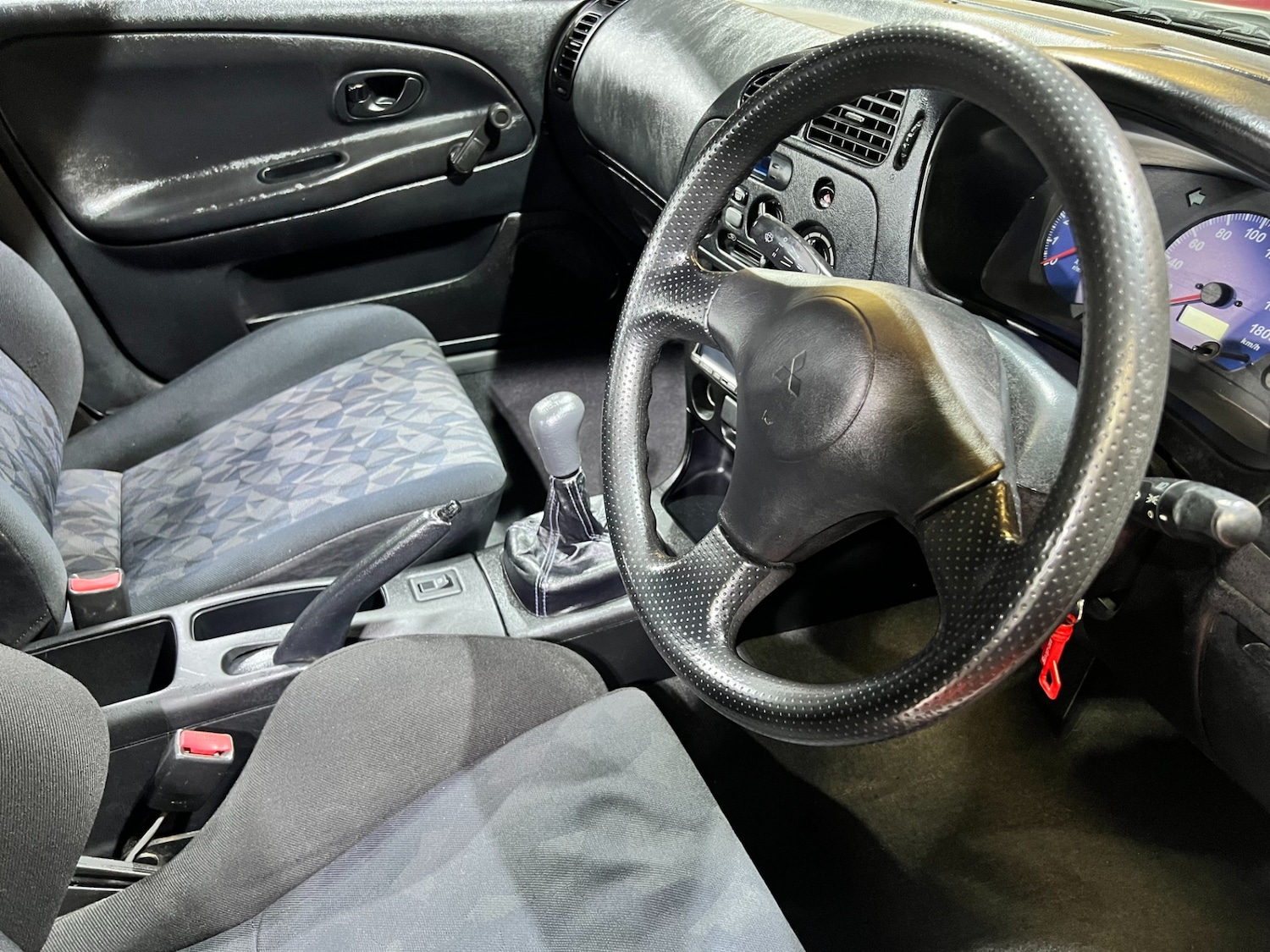 Used Mitsubishi Lancer 1999 for sale - 76734775: Photo 14