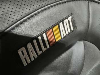 Used Mitsubishi Lancer 2005 for sale - 74402136: Photo