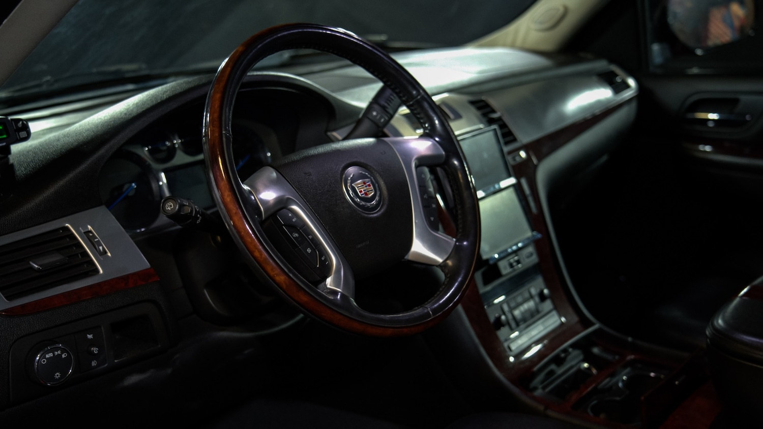 Used Cadillac Escalade 2024 for sale - 76735010: Photo 12