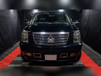 Used Cadillac Escalade undefined for sale - 76735010: Photo