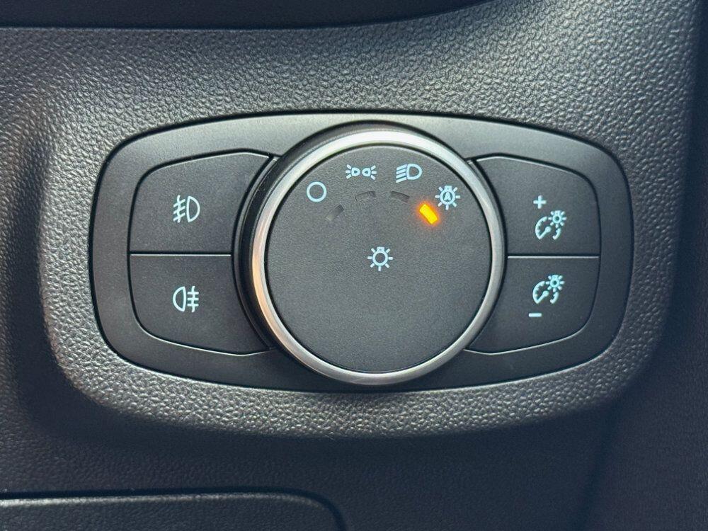 Used Ford Fiesta 2018 for sale - 76108815: Photo 39