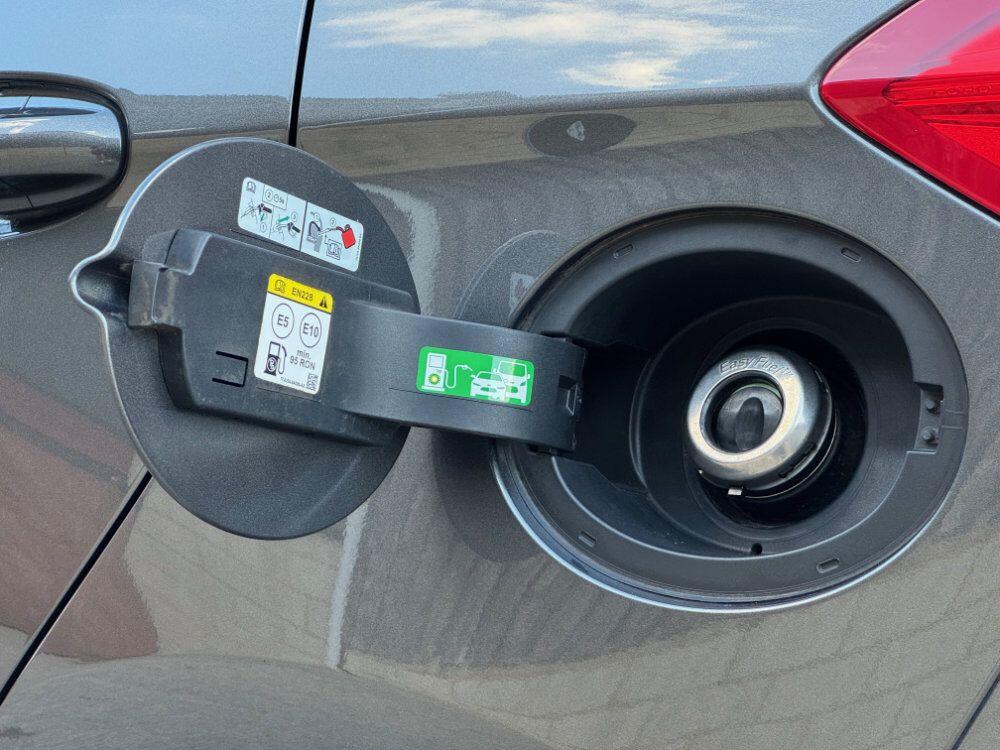 Used Ford Fiesta 2018 for sale - 76108815: Photo 56