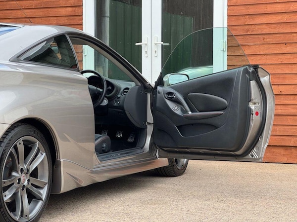 Used Toyota Celica 2005 for sale - 76294713: Photo 28