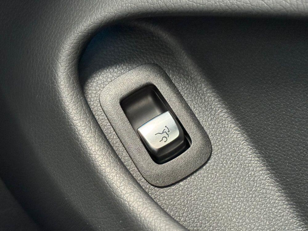 Used Mercedes-Benz C Class 2016 for sale - 76591999: Photo 40