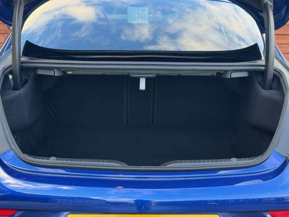 Used Mercedes-Benz C Class 2016 for sale - 76591999: Photo 8