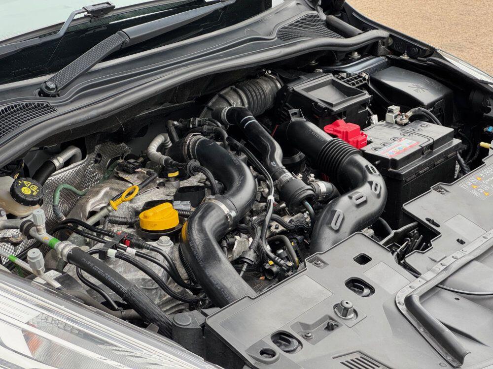 Used Renault Clio 2018 for sale - 76348782: Photo 15