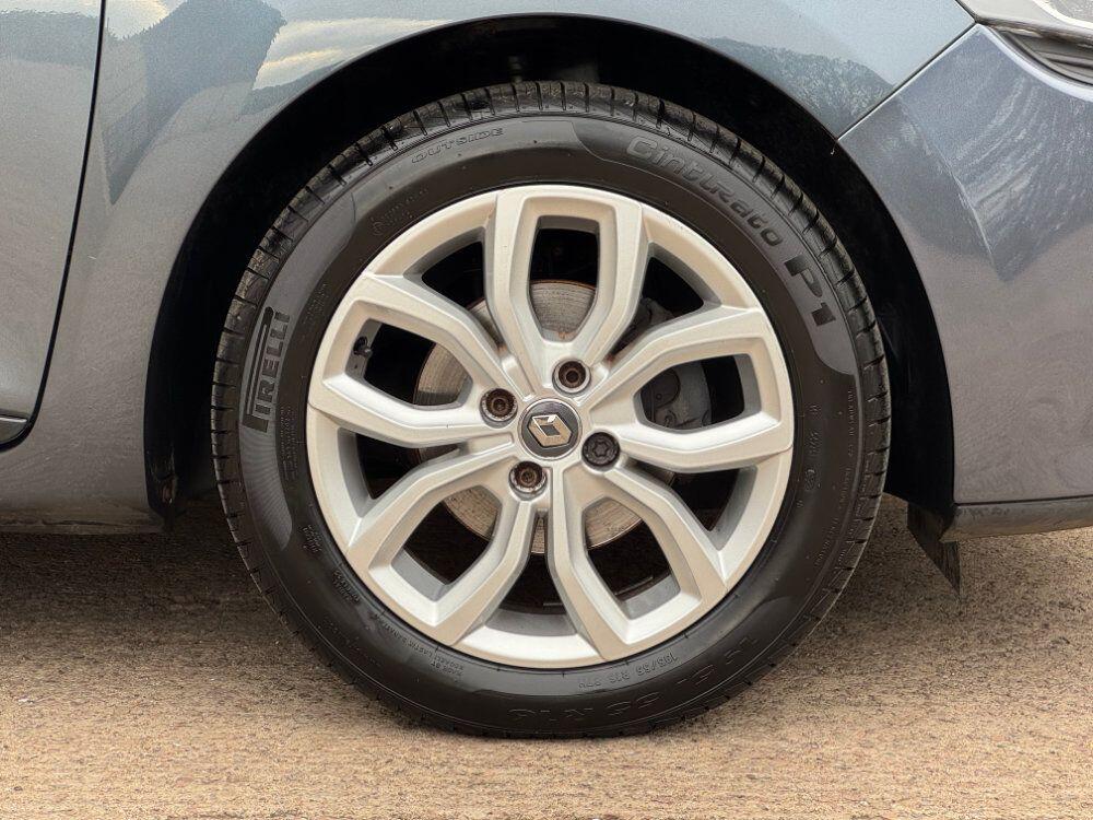 Used Renault Clio 2018 for sale - 76348782: Photo 16
