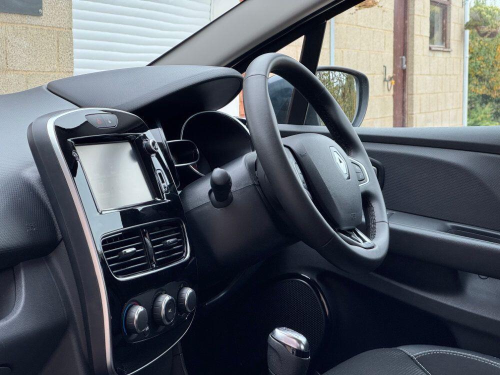 Used Renault Clio 2018 for sale - 76348782: Photo 22