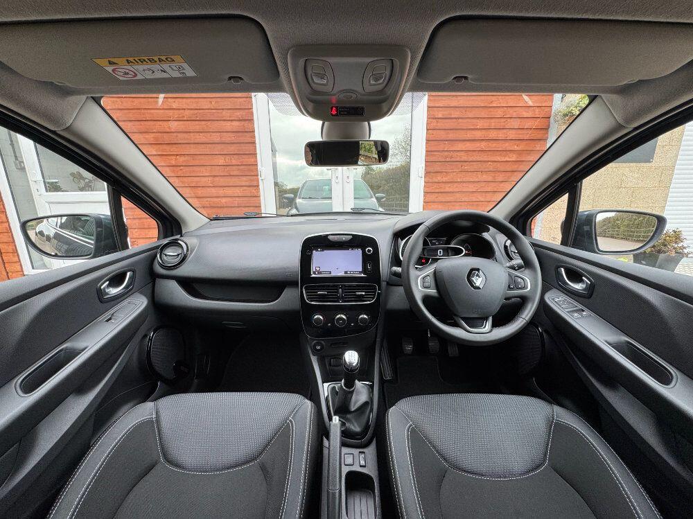 Used Renault Clio 2018 for sale - 76348782: Photo 26