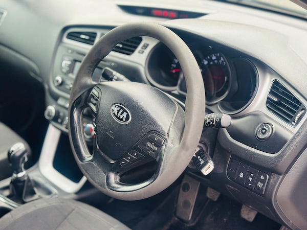 Used Kia Ceed 2014 for sale - 76319406: Photo 12