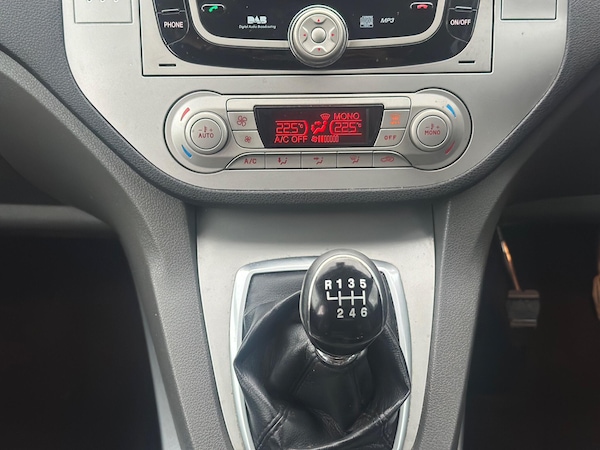 Used Ford Kuga 2012 for sale - 76319405: Photo 22