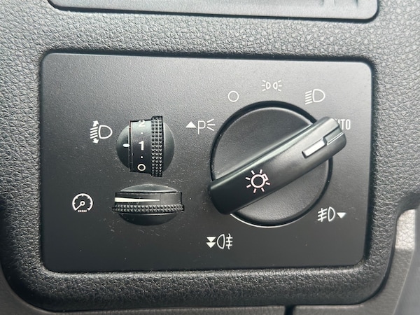 Used Ford Kuga 2012 for sale - 76319405: Photo 25