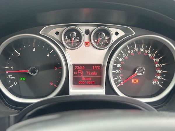 Used Ford Kuga 2012 for sale - 76319405: Photo 31