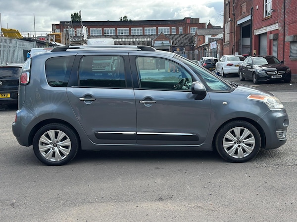 Used Citroen C3 Picasso 2010 for sale - 76319421: Photo 10