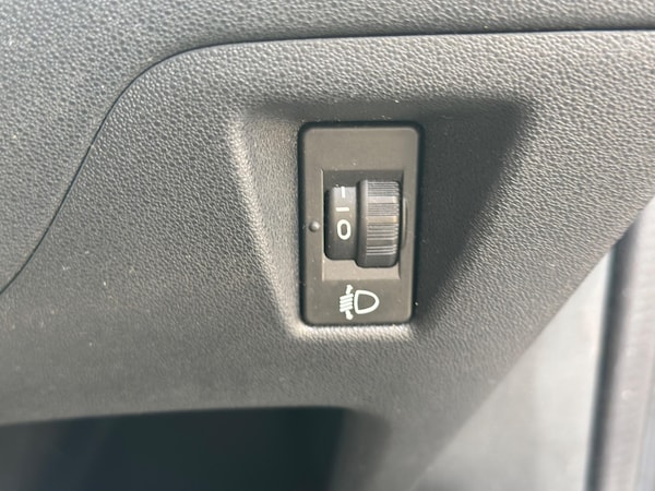 Used Citroen C3 Picasso 2010 for sale - 76319421: Photo 19
