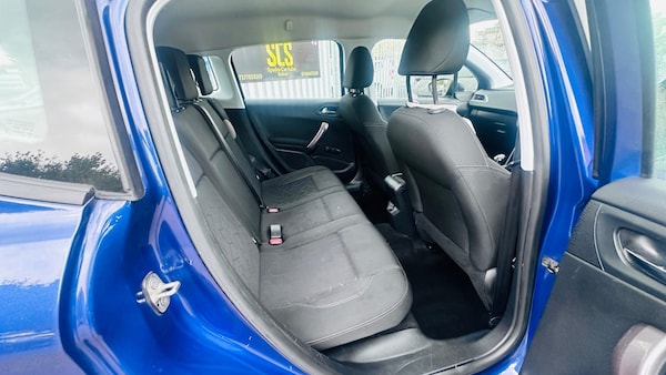 Used Peugeot 2008 2015 for sale - 76319419: Photo 12