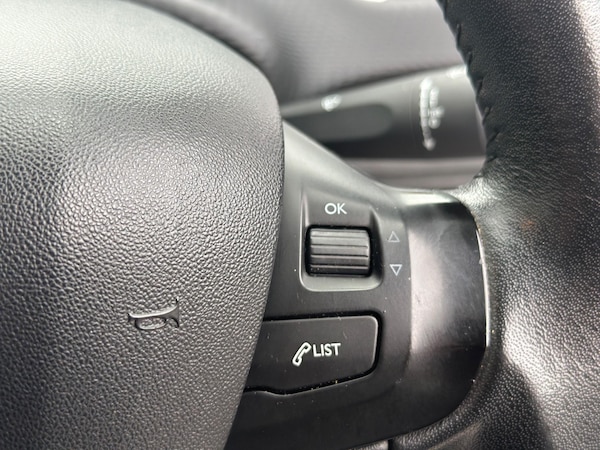 Used Peugeot 2008 2015 for sale - 76319419: Photo 20