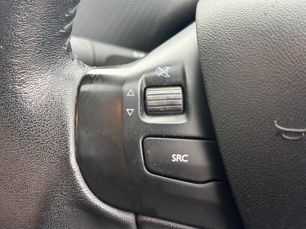 Used Peugeot 2008 2015 for sale - 76319419: Photo 21