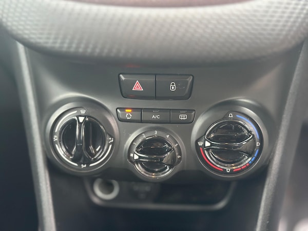 Used Peugeot 2008 2015 for sale - 76319419: Photo 26