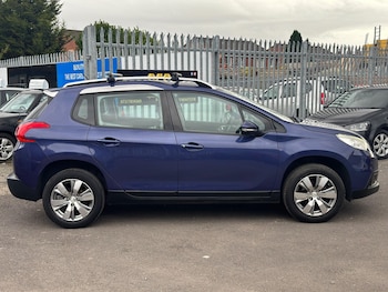 Used Peugeot 2008 2015 for sale - 76319419: Photo