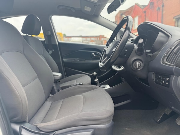 Used Kia Rio 2011 for sale - 76319409: Photo 11