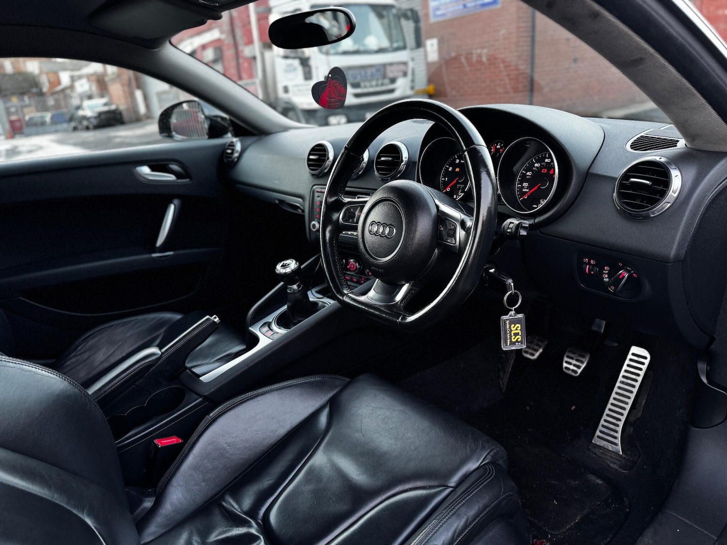 Used Audi TT for sale - 76522490: Photo 13