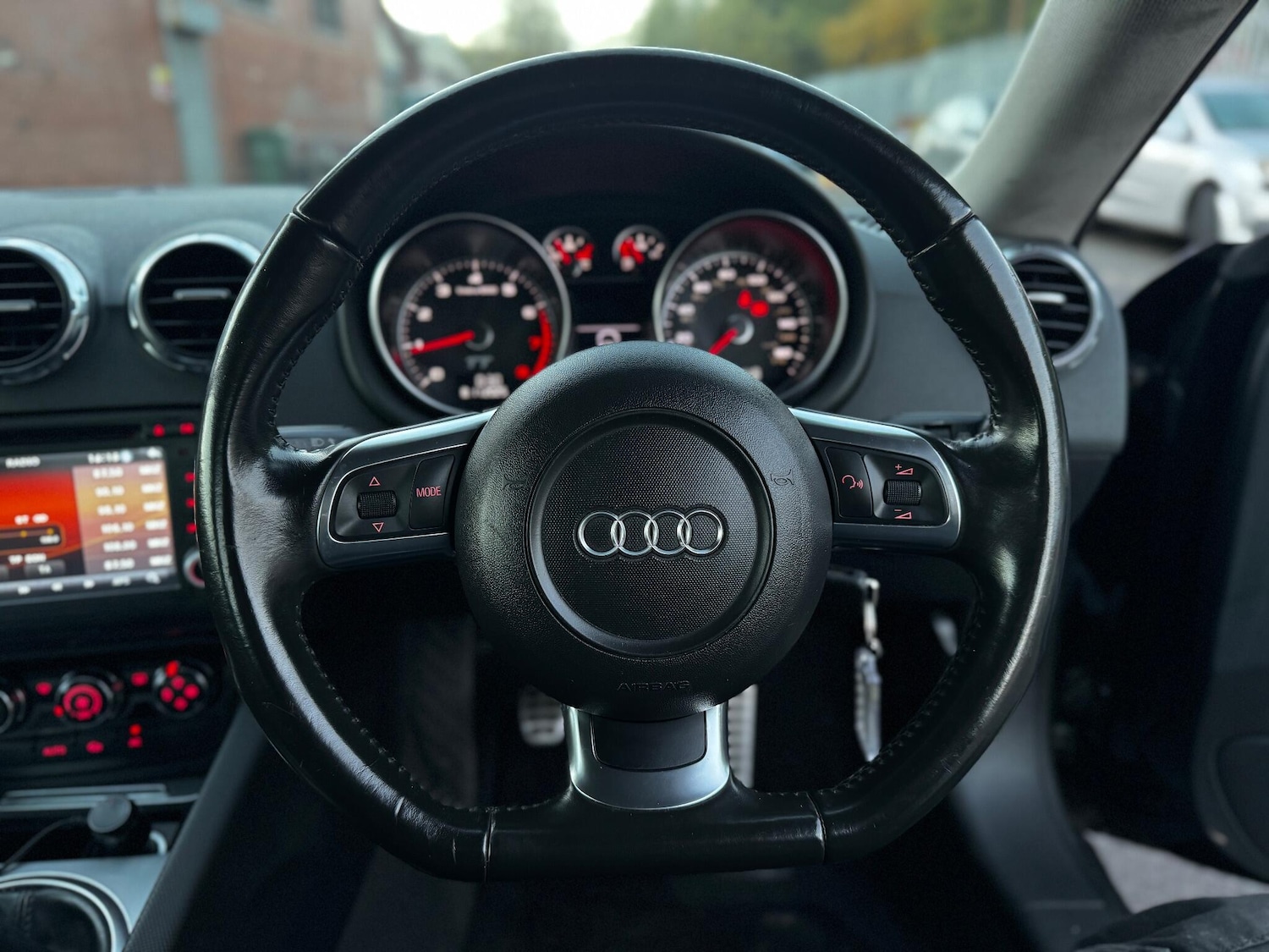 Used Audi TT for sale - 76522490: Photo 33