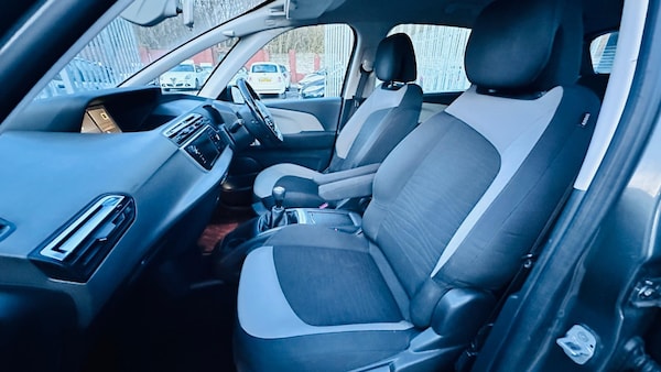 Used Citroen C4 Picasso 2013 for sale - 76319400: Photo 18