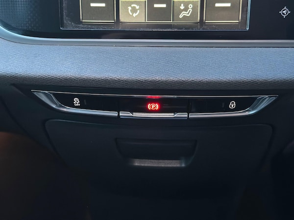 Used Citroen C4 Picasso 2013 for sale - 76319400: Photo 27