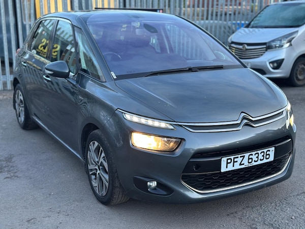 Used Citroen C4 Picasso 2013 for sale - 76319400: Photo 6