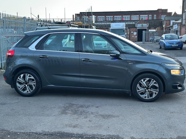 Used Citroen C4 Picasso 2013 for sale - 76319400: Photo 7
