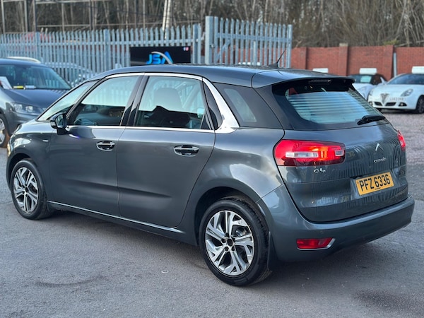 Used Citroen C4 Picasso 2013 for sale - 76319400: Photo 9