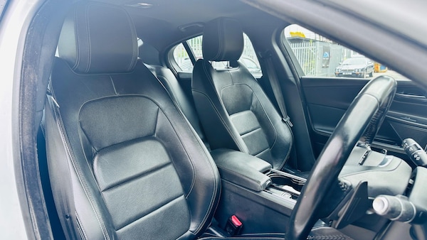 Used Jaguar XE 2015 for sale - 76319402: Photo 14