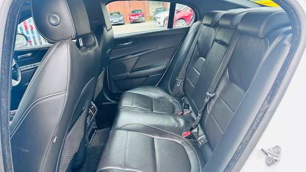 Used Jaguar XE 2015 for sale - 76319402: Photo 18