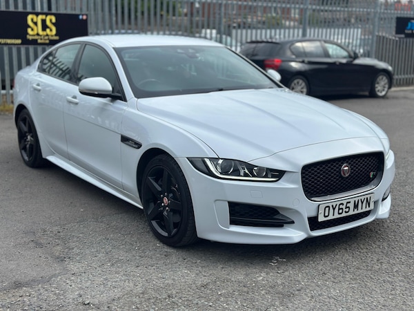 Used Jaguar XE 2015 for sale - 76319402: Photo 4