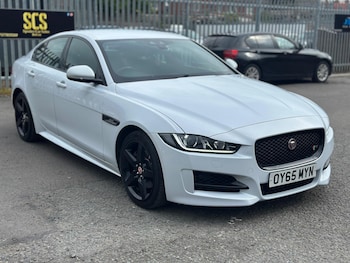 Used Jaguar XE 2015 for sale - 76319402: Photo
