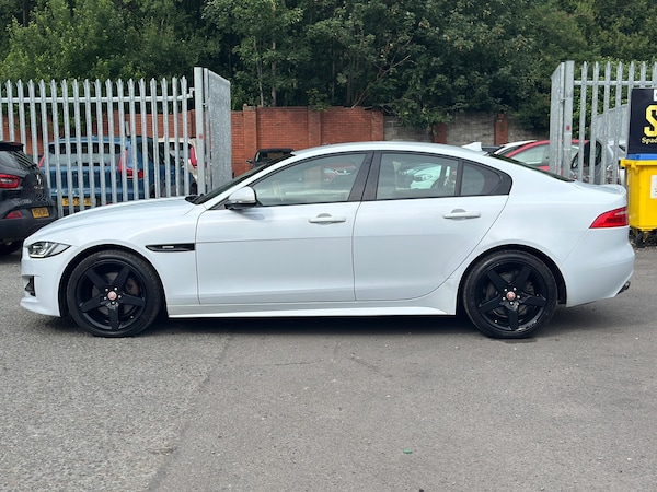 Used Jaguar XE 2015 for sale - 76319402: Photo 7