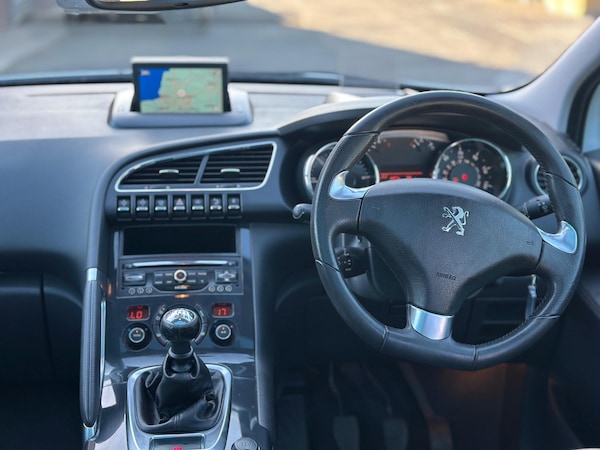 Used Peugeot 3008 2015 for sale - 76319404: Photo 24