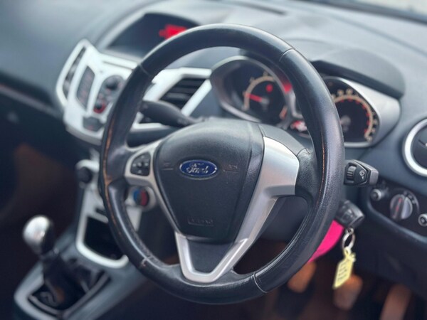 Used Ford Fiesta 2012 for sale - 76319399: Photo 12