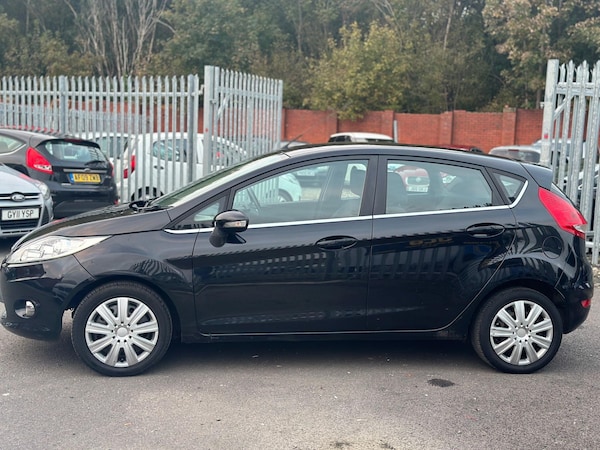 Used Ford Fiesta 2012 for sale - 76319399: Photo 9