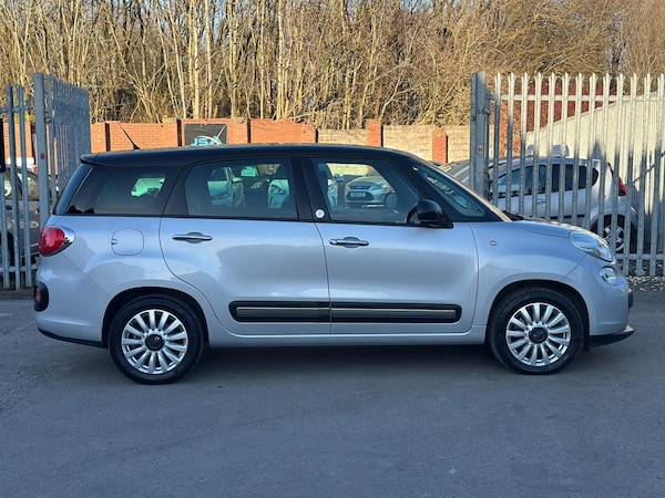 Used Fiat 500L 2015 for sale - 76319408: Photo 7